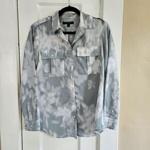 Banana Republic Light Blue Abstract Floral Button-Up Shirt